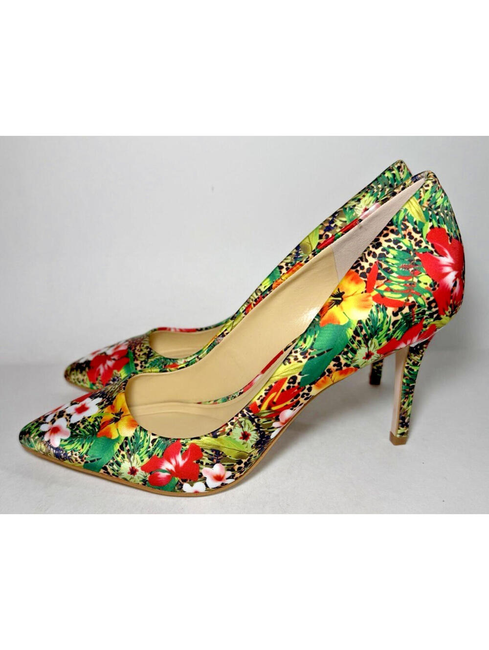 Jessica Simpson Apelhan Pointed Closed Toe Stiletto Heel
